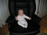  How come it's not rocking? Whenever mom sits in this chair it rocks! What's going on?