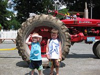  This tire is huge!